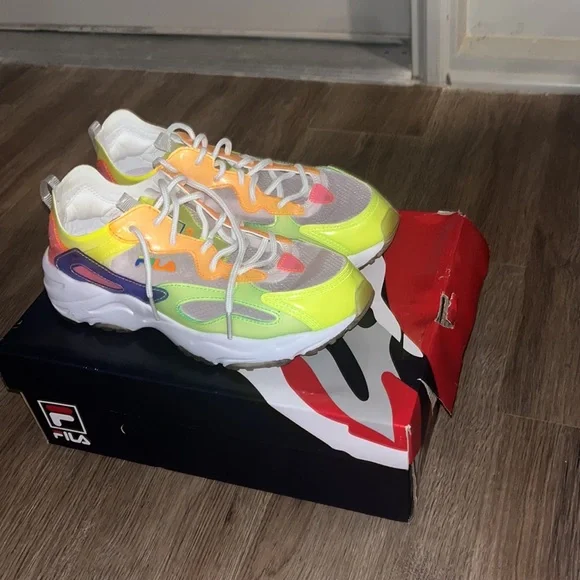 Fila multi colored sneakers - Picture 3 of 6